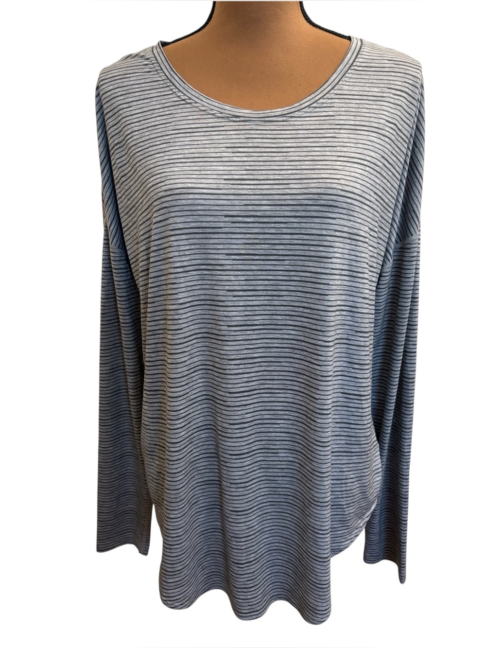 Lucy Gray Black Stripe Scoop Neck Long Sleeve Workout Tee Shirt Size L